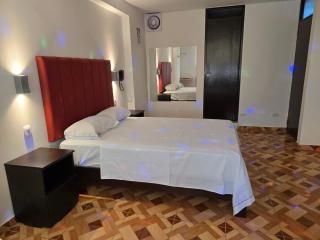 Hostal Prestigio - Lima - 7