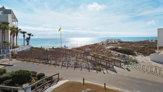 Beachside Villas 714 - 9