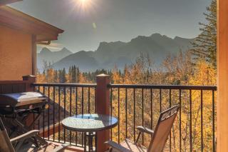 Mountainside - Stunning Views Downtown Location - Canmore - 0