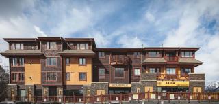 Mountainside - Stunning Views Downtown Location - Canmore - 2
