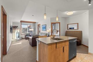 Falcon Crest Sunrise Retreat - Canmore - 3