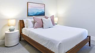 Aurora Lights - Luxe Townhouse Private Hot Tub - Canmore - 1
