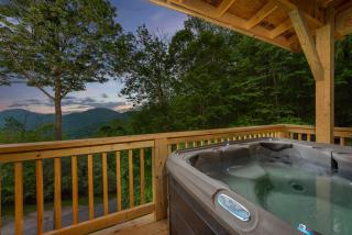 Mountain Views Hot Tub Family Room & Game Room - Swiss - 9