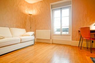 Eiffel Tower & Invalides - Cosy Quiet Appartement - París - 7