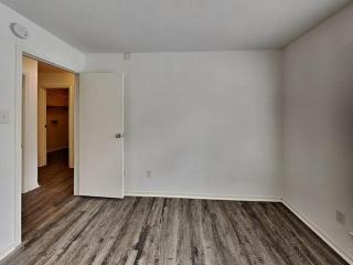 AVAILABLE NOW Lovely 3 bedroom, 2 bathroom home in a good location - Spring - 6