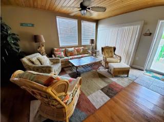 Large Oceanfront Property wPool 8br sleeps 24 - Cocoa Beach - 1