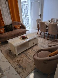 Logement entier meublé à Dakar - 0