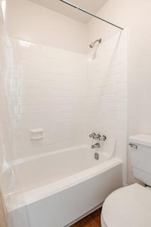 Modern Home Getaway in North Atlanta near Perimeter Mall - Dunwoody - 8