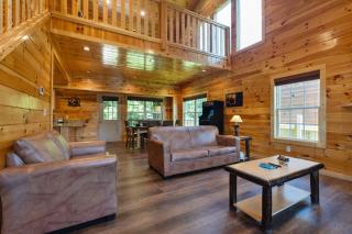 Tennessee Dreamin - Cozy Cabin - Game Room, Hot Tub, Views - Pigeon Forge - 4