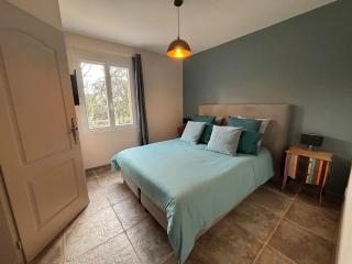 Villa moderne avec piscine à Saint-Siffret_2 - 1