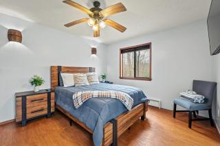 Stylish Renovated Home Open Layout Coffee Bar Near Hiking Waterfalls - East Stroudsburg - 8