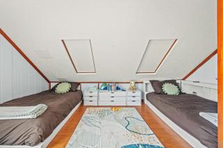 Stylish Renovated Home Open Layout Coffee Bar Near Hiking Waterfalls - East Stroudsburg - 2