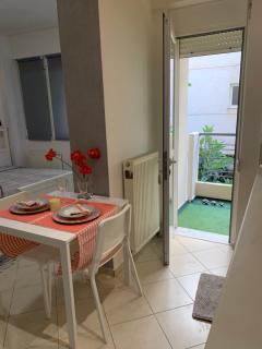 Glyfada Centre Studio - Athen - 0
