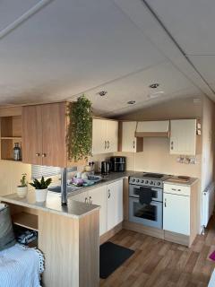z&m caravan 66 Westfield 7 lakes country park - Crowle - 4