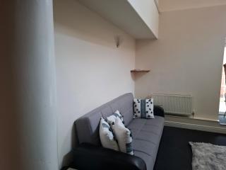 Cozy room close to University of Derby - Derby - 1