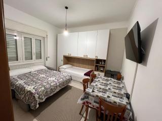 Hotel Fioralba - Milan - 5