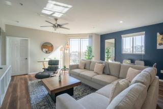 Charming 3BD - Gym, W-D, Parking - Sleeps 8 - Tempe - 3