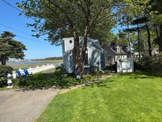 Bayview- 4Bedroom Footbridge Beach Family Home with Hot Tub! - Ogunquit - 7