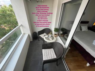 Lux apartment 8, center, free parking - 4