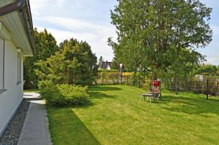 Ferienhaus mit Sauna u Terrasse im Zentrum von Rügen - Thesenvitz - 3