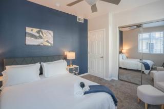 Luxurious 3BD - Gym, W-D, Parking - Sleeps 8 - Tempe - 8