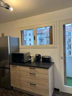 Coloc Chambre privée meublée dans un appartement lumineux et spacieux, Hyper centrale - Annemasse - 3