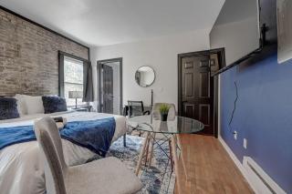 Stylish Studio in McKinley , Heart of Brady St - Milwaukee - 7