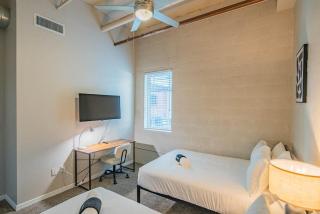 Perfect 1BD - ASU - Sloan Pk - WD - Parking - Sleeps 6 - Tempe - 2
