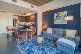 1BR, Roosevelt Row , Gym,Pool,Parking - Phoenix - 4