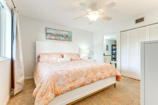 2 Mi to Jupiter Beach Condo with Lake Views - Jupiter - 2