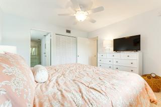 2 Mi to Jupiter Beach Condo with Lake Views - Jupiter - 1