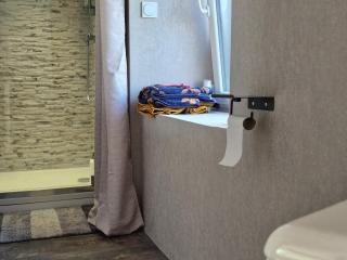 Maison Auvergnate Spacieuse 170m² - 8 Pers - Nature au Parc des Volcans - FR-1-814-135 - Égliseneuve-dʼEntraigues - 2