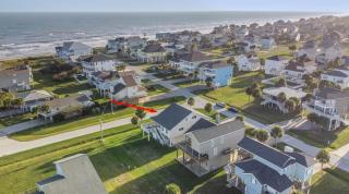 Pirates Beach Coastal Charm at Sandy Paws - Galveston - 0