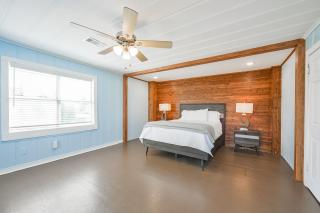 Beach lovers dream come true walking distance to the sandy shores - Galveston - 5
