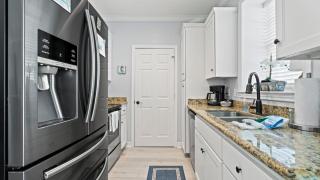 Ocean View Condo w resort amenities Located at The Dawn the Best of Galveston 2024 award-winning complex - 3