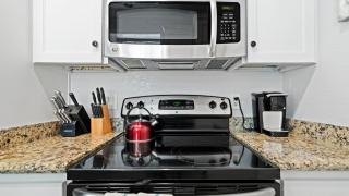 Ocean View Condo w resort amenities Located at The Dawn the Best of Galveston 2024 award-winning complex - Galveston - 2