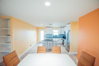 Fly Away to Sea Bird Life is Better in Flip-Flops - 6