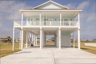 Get ready to soak up the sun at Villa Caman - 7