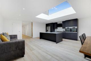 Luxury house in Rainham - Rainham - 3