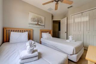 Cozy Vacation Retreat in Fiesta Key Community - 8