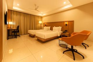 The Sky Imperial Hotel Kailash - Jamnagar - 2