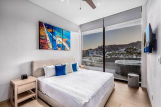 Cabo Marina Luxury Condo Jacuzzi & Terrace - Cabo San Lucas - 9