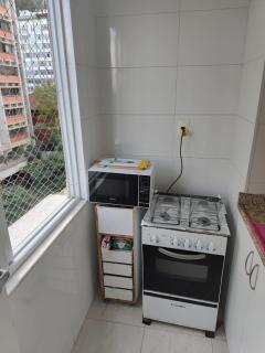 Em frente ao metrô e 300m até a praia de Ipanema - 1