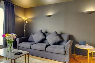 Stylish Apartment in Town Centre with Secure Parking, Self-Check-In, Fast Wifi and Smart TV by Yoko Property - Northampton - 7