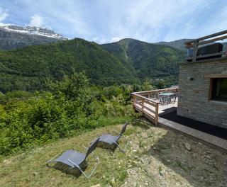Le Bois Cosy appartement 4 étoiles 6 personnes, ACCES SKI ALPE D'HUEZ GRAND DOMAINE A 3 K M - Allemont - 8