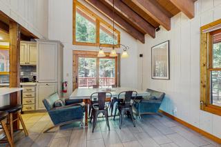 Seclusion in Style - Truckee - 6
