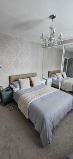 Lovely house in Redditch - 8