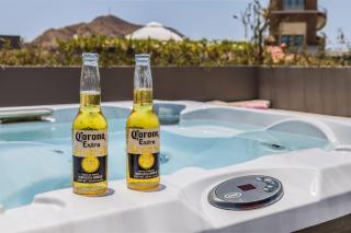 2 BR Cabo Marina Walk to Beach & Private Jacuzzi - Cabo San Lucas - 2