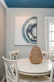 City View Newly Renovated 3 Beds with Free Parking LM - 8