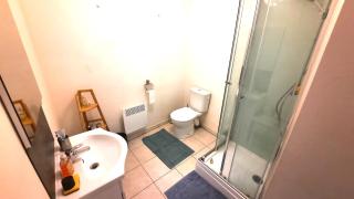 Appartement dans magnifique petit village de campagne à 20 minutes de la mer - - 1